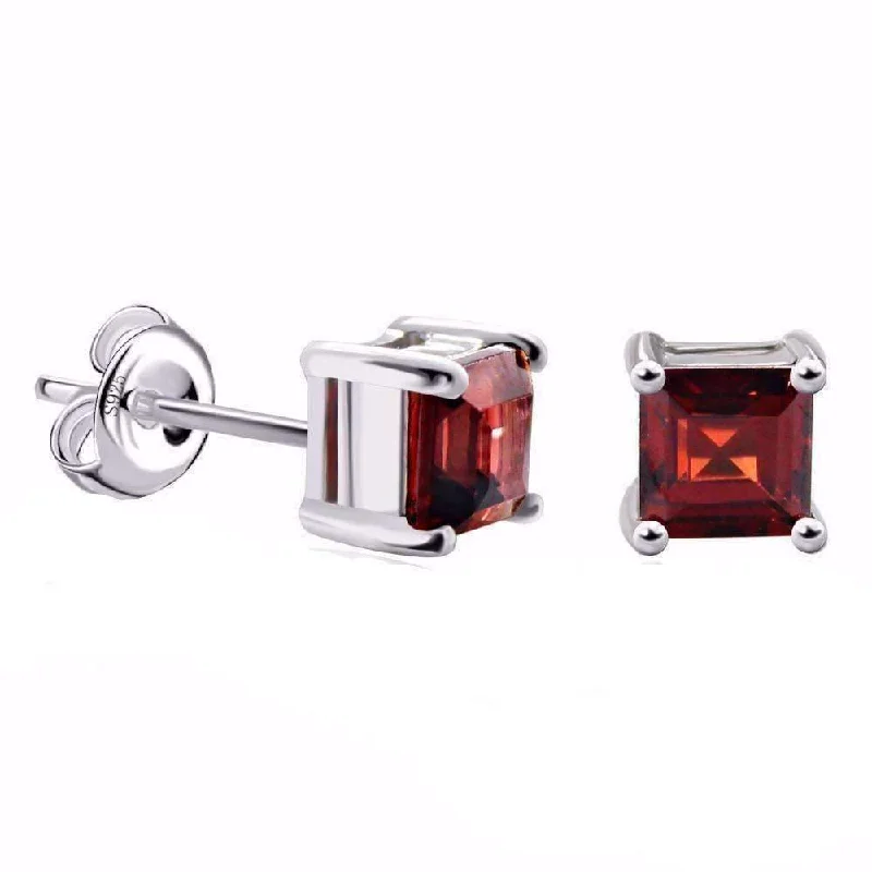 Royal Garnet Princess Cut 0.5 CT Genuine IOBI Precious Gems Stud Earrings